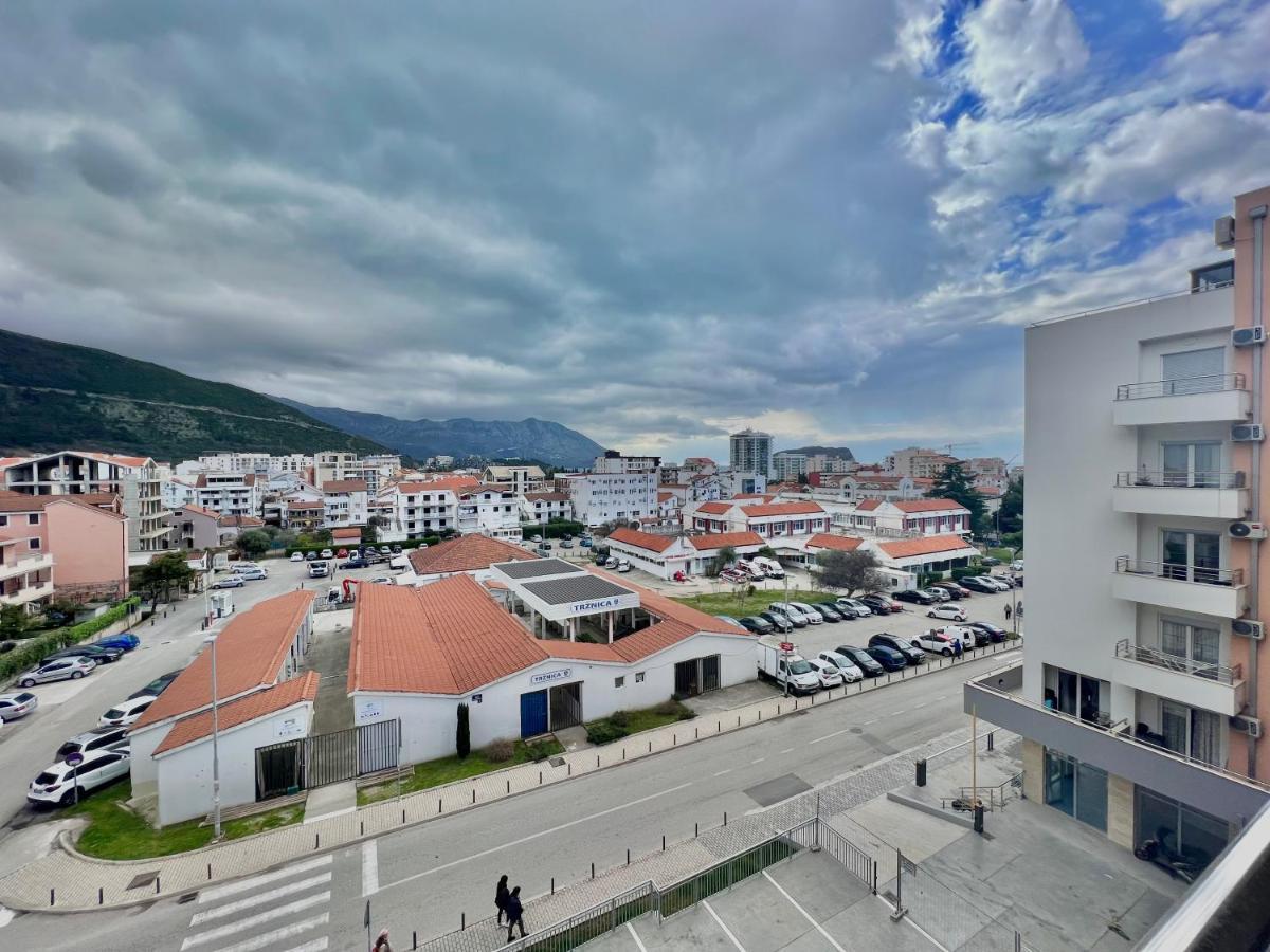 Azure Apartments 부드바 외부 사진