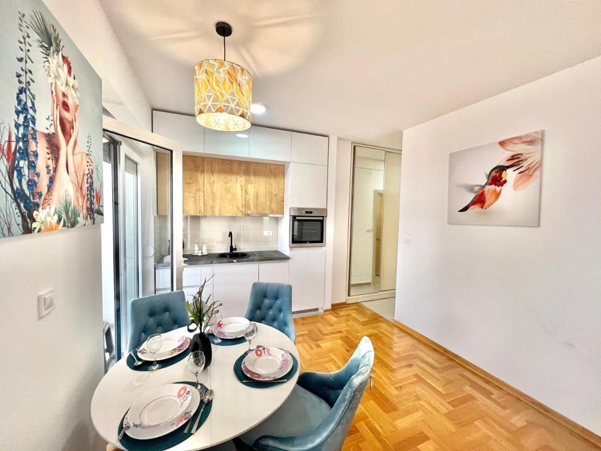 Azure Apartments 부드바 외부 사진