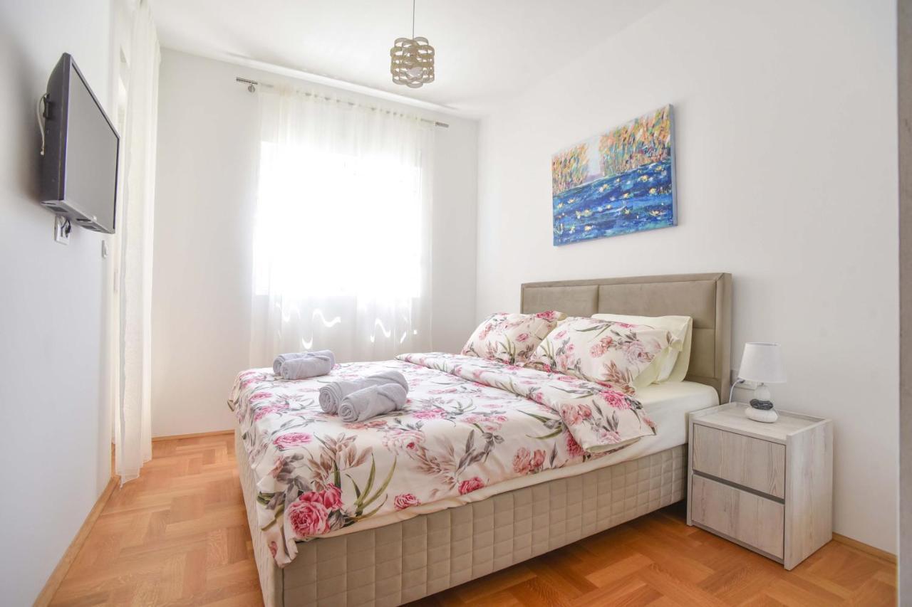 Azure Apartments 부드바 외부 사진
