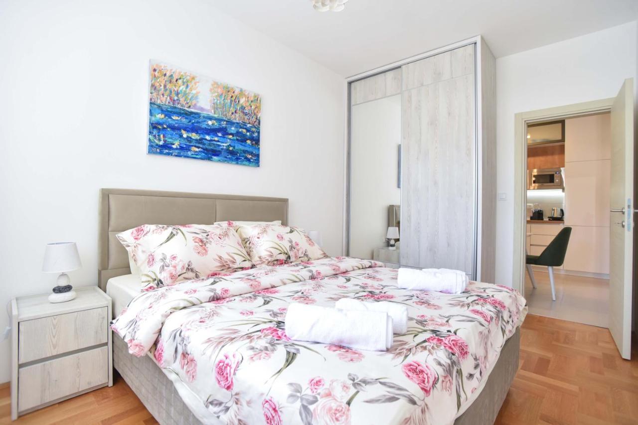Azure Apartments 부드바 외부 사진