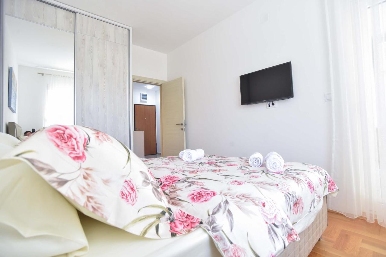 Azure Apartments 부드바 외부 사진